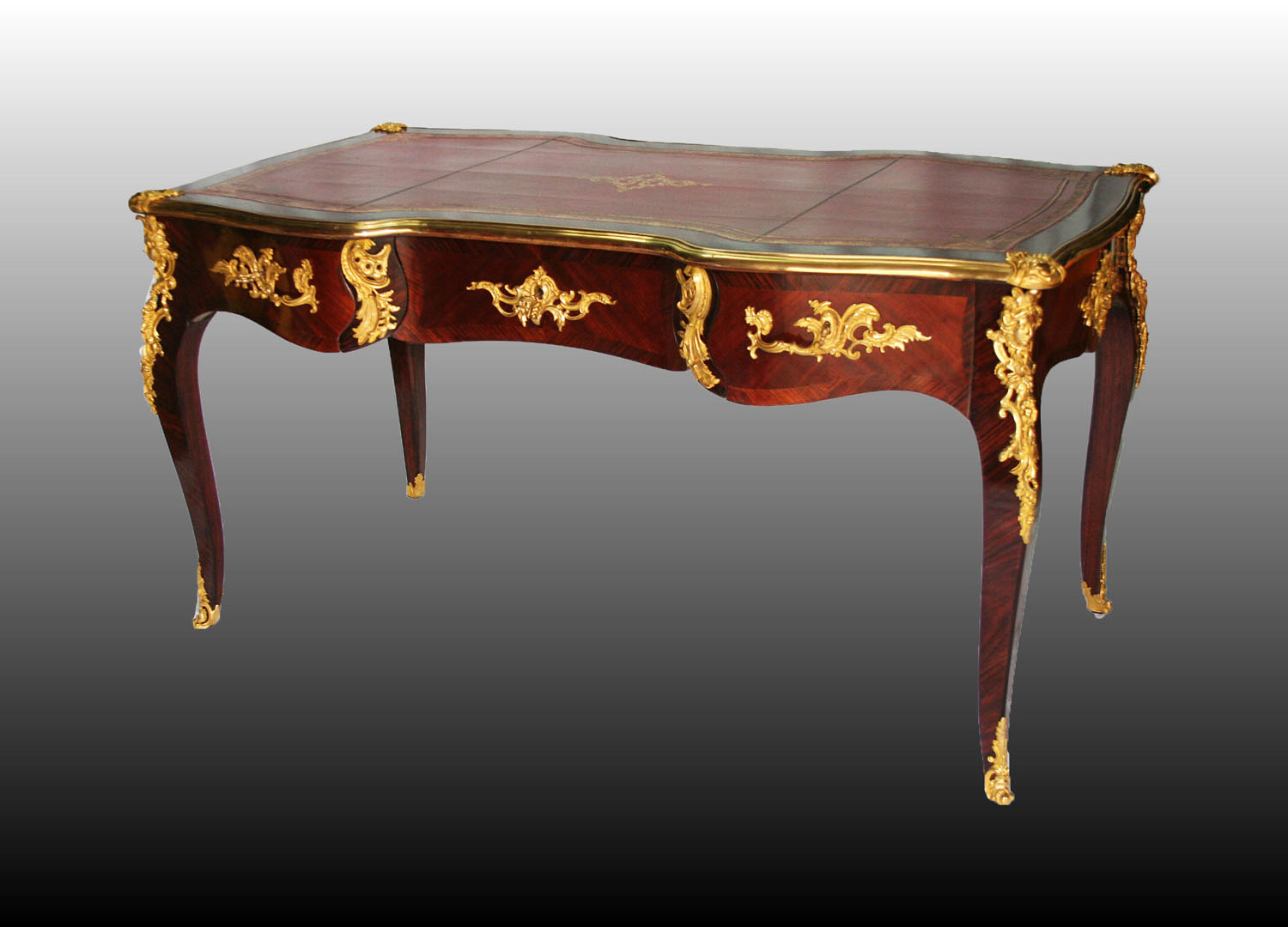 Bureau plat de style Louis XV - Cliquez sur l'image pour la fermer