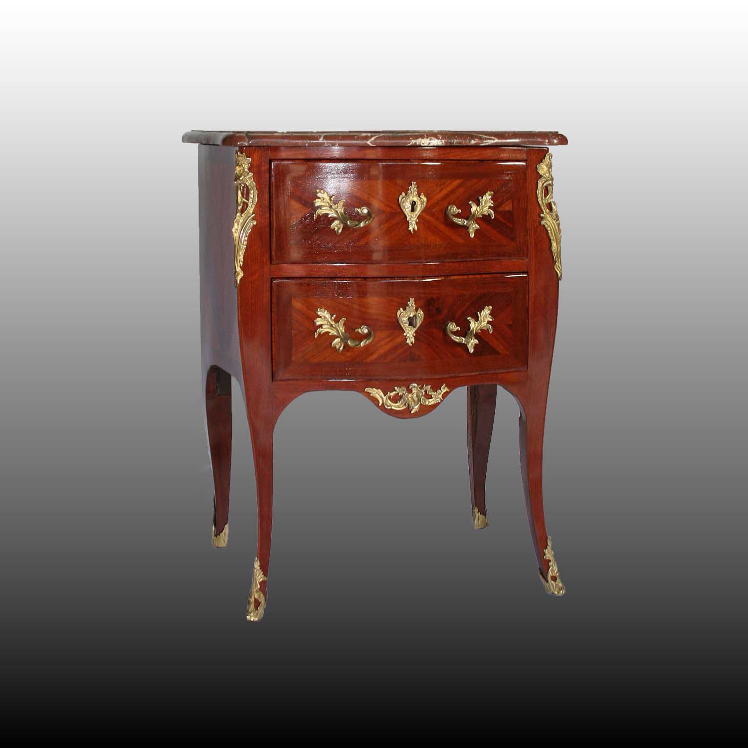 Commode Louis XV - Cliquez sur l'image pour la fermer