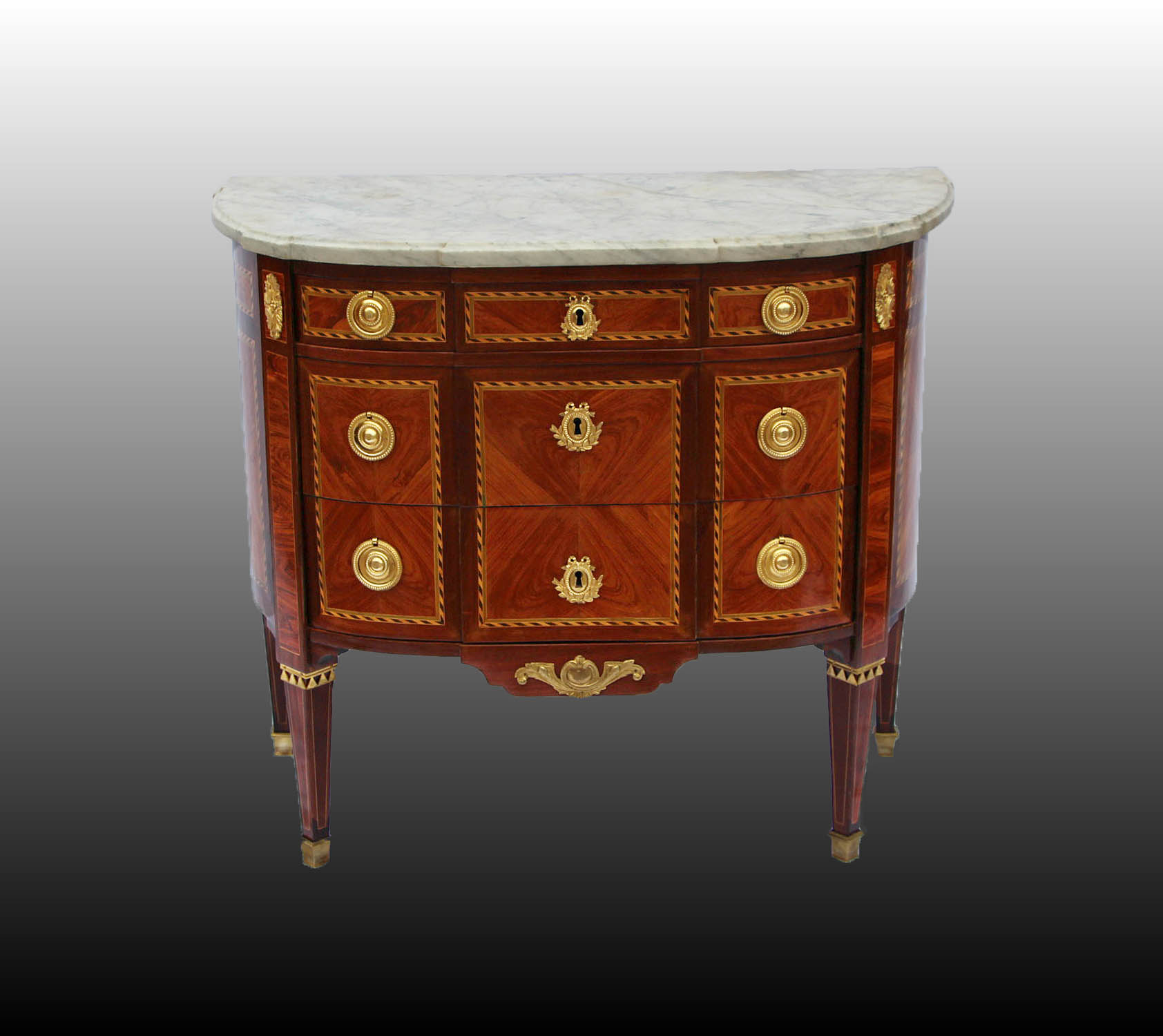 Commode Louis XVI - Cliquez sur l'image pour la fermer