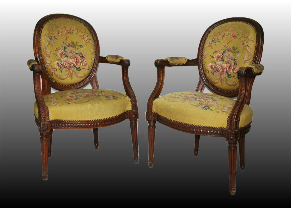 Paire de Fauteuils Louis XVI - Cliquez sur l'image pour la fermer